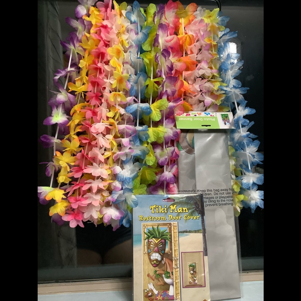 🌺Tiki Totem Pole Photo Door Banner Luau Party Decoration